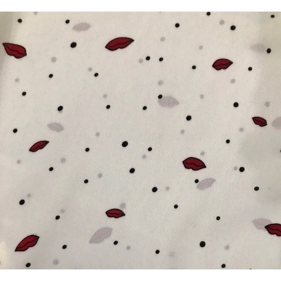 Faded Glory Kisses Lip Print Sheer Button Down Blouse - Picture 5 of 5